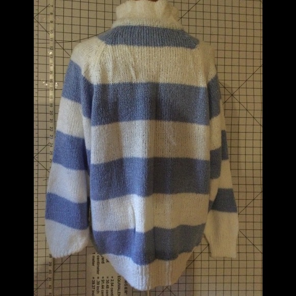 Liz Thomas II Blue & White Striped Sweater (size 42 - 22W) - Picture 2 of 4